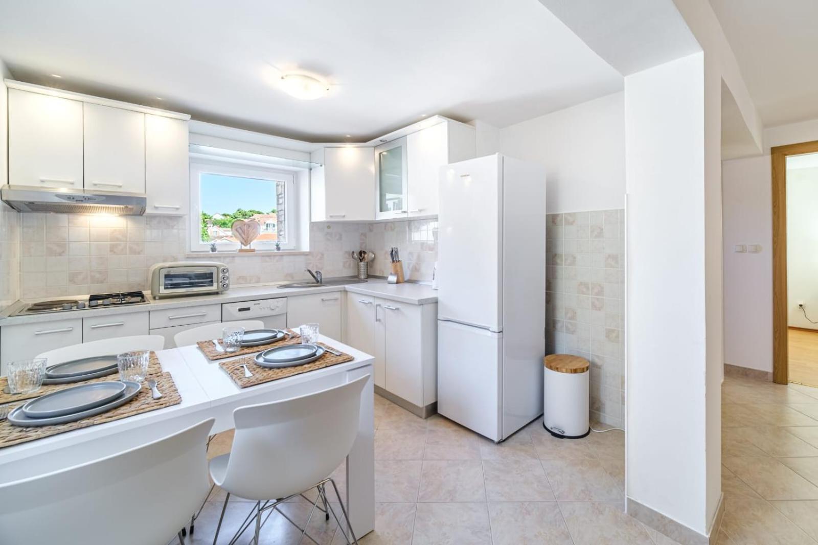 Apartmani P&S Supetar Buitenkant foto