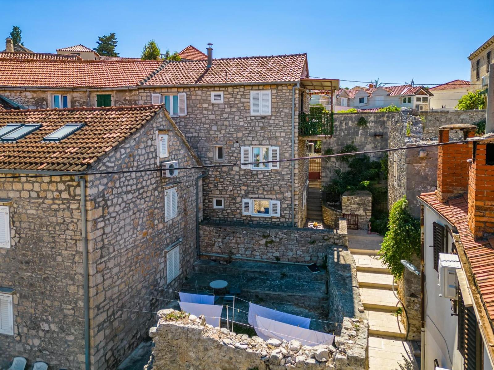 Apartmani P&S Supetar Buitenkant foto